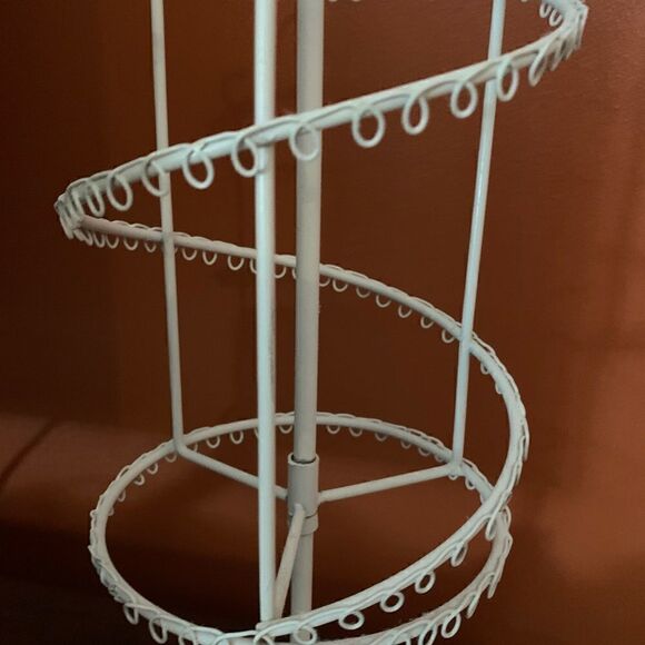 Spinning White Jewelry Holder  - Picture 2 of 3